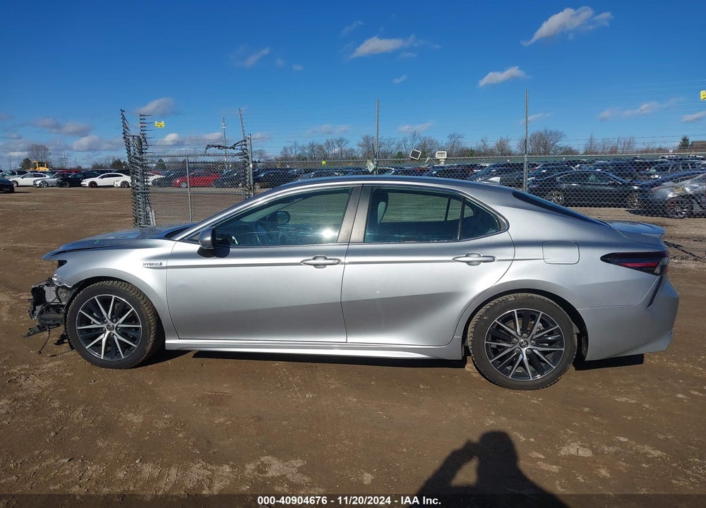 2021 TOYOTA CAMRY SE HYBRID VIN: 4T1G31AK3MU559645