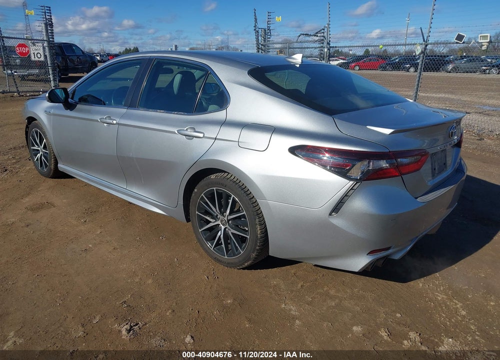 2021 TOYOTA CAMRY SE HYBRID VIN: 4T1G31AK3MU559645