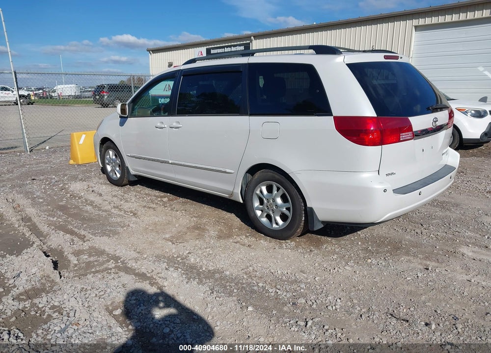 2004 TOYOTA SIENNA XLE/LTD VIN: 5TDZA22C04S174905