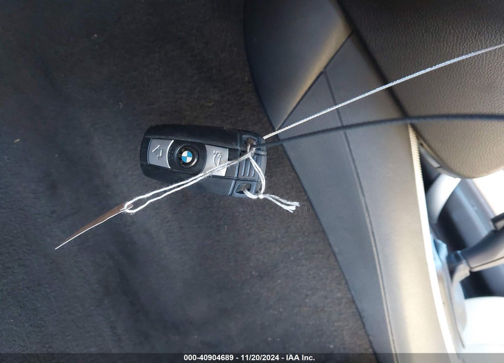 2011 BMW 128I VIN: WBAUP7C53BVP21932