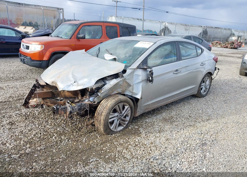 2020 HYUNDAI ELANTRA VIN: 5NPD84LF4LH622271