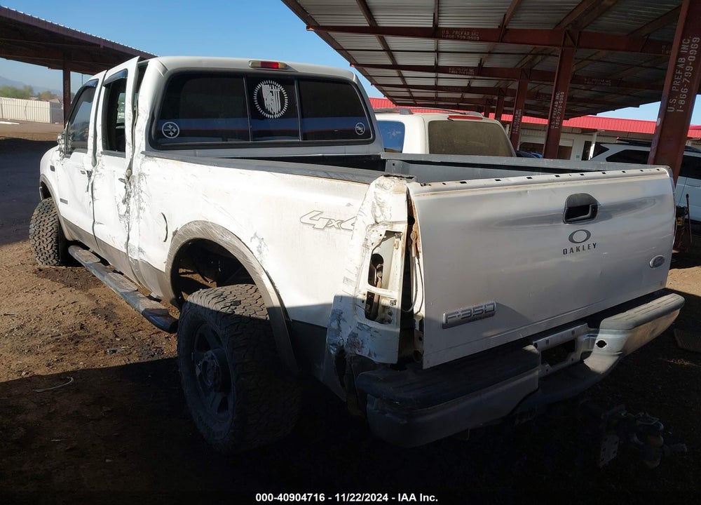 2005 FORD F-350 LARIAT/XL/XLT VIN: 1FTWW31P15EA04753