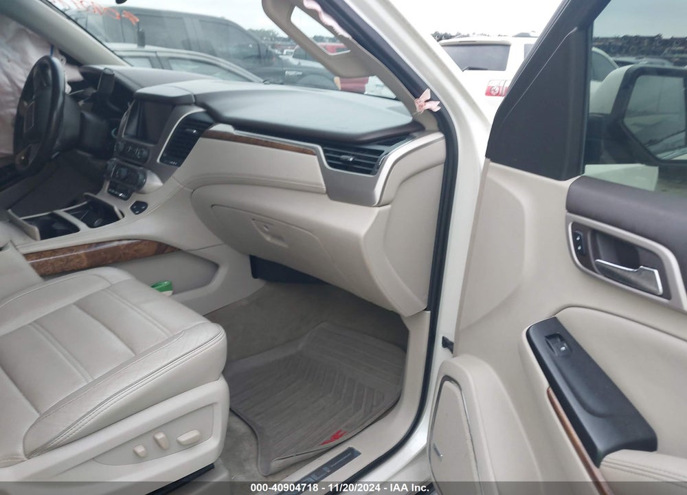 2015 GMC YUKON DENALI VIN: 1GKS1CKJ3FR675069