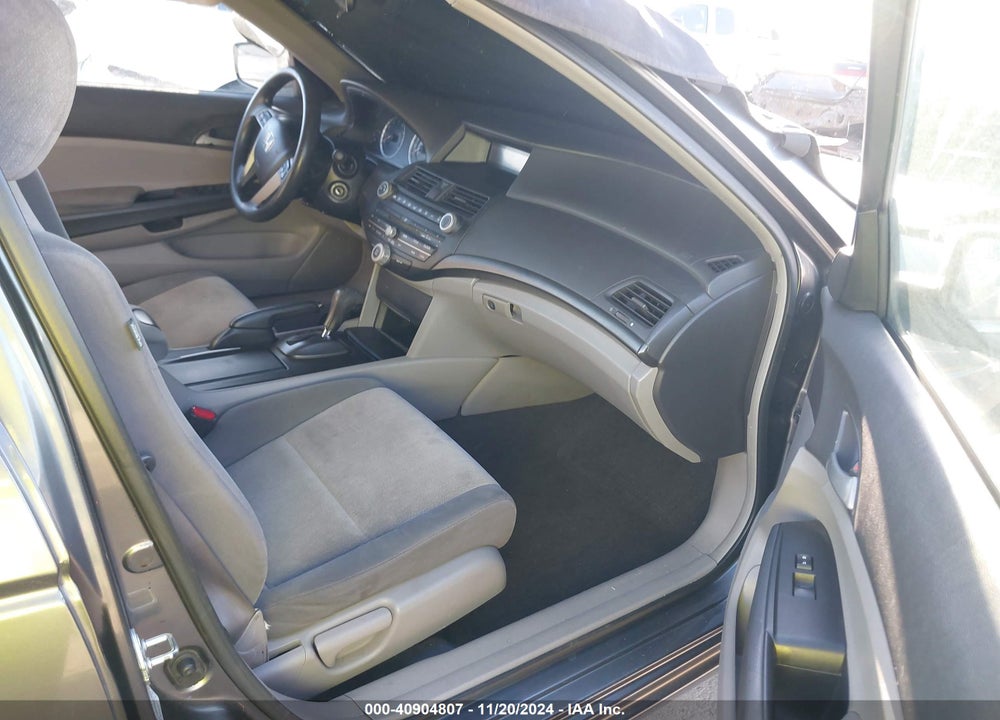2009 HONDA ACCORD 2.4 LX VIN: JHMCP26379C014378