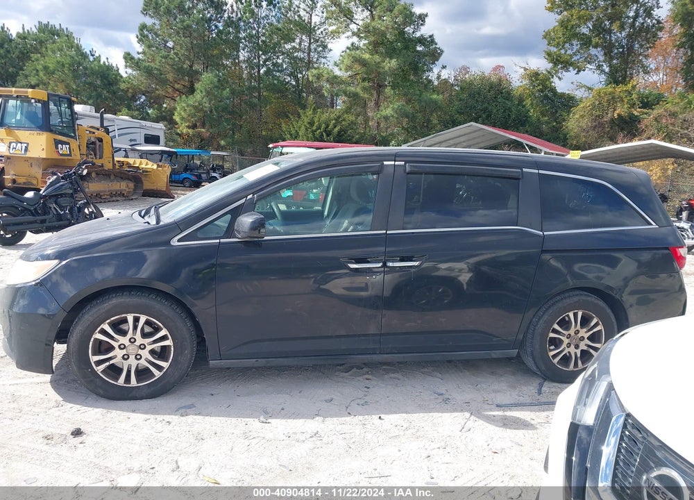 2011 HONDA ODYSSEY EX VIN: 5FNRL5H43BB012361