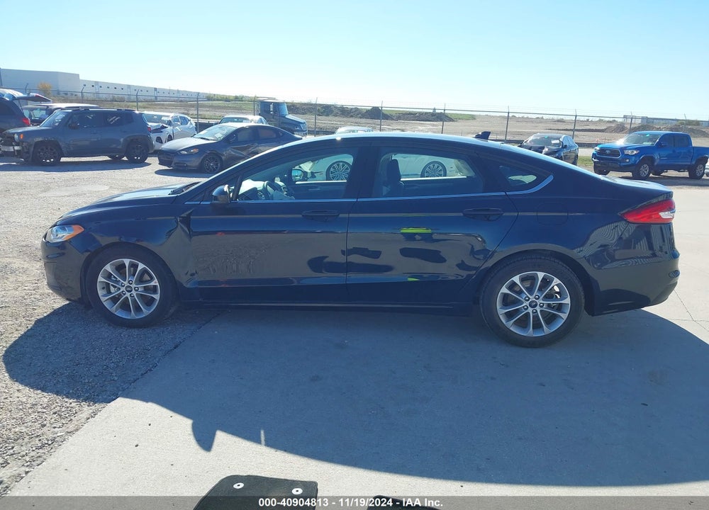 2020 FORD FUSION VIN: 3FA6P0HD1LR220030