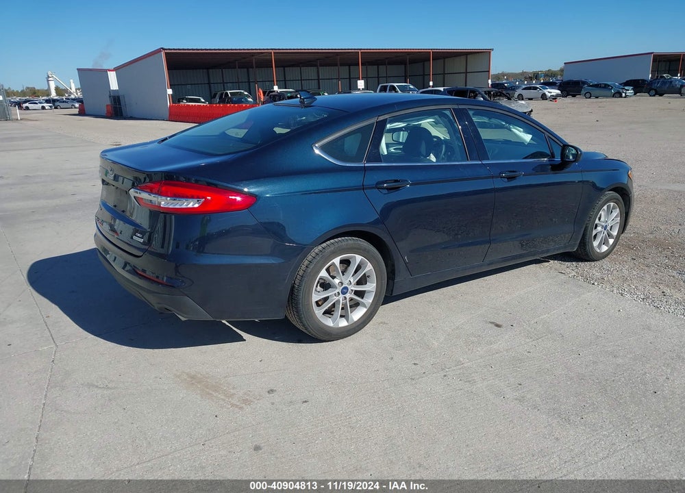 2020 FORD FUSION VIN: 3FA6P0HD1LR220030