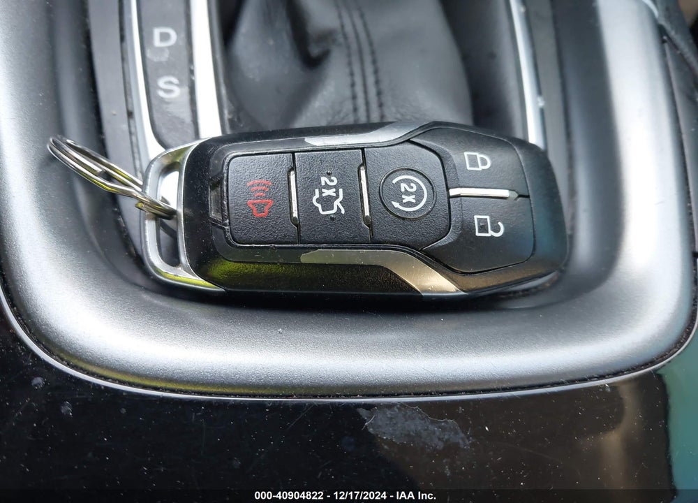 2016 FORD FUSION TITANIUM VIN: 3FA6P0K94GR273637