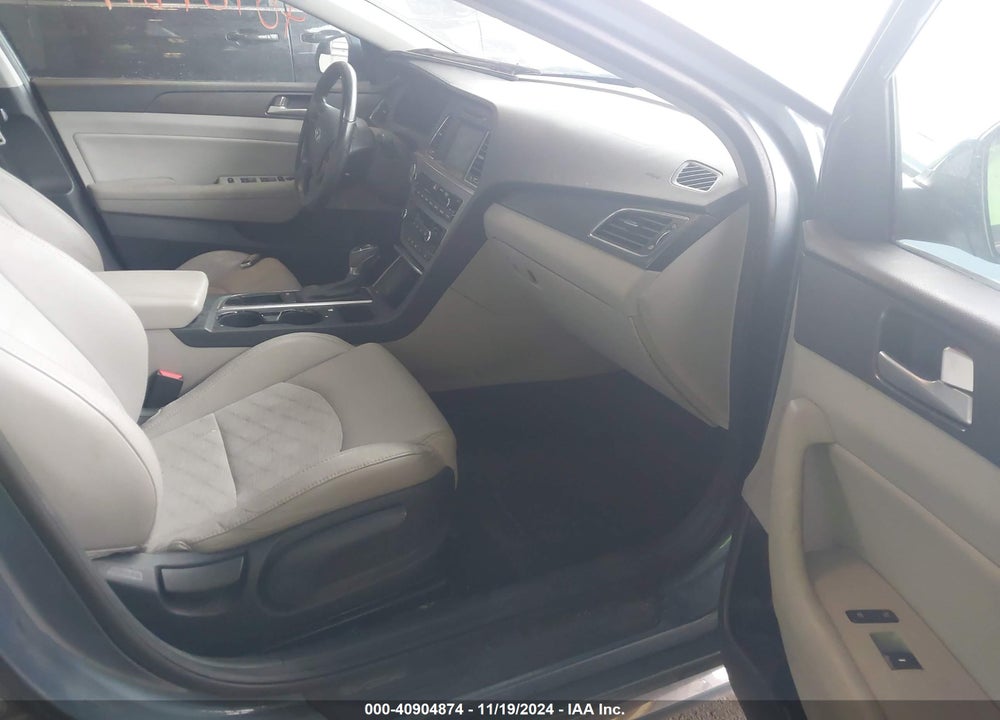 2016 HYUNDAI SONATA VIN: 5NPE34AFXGH362437