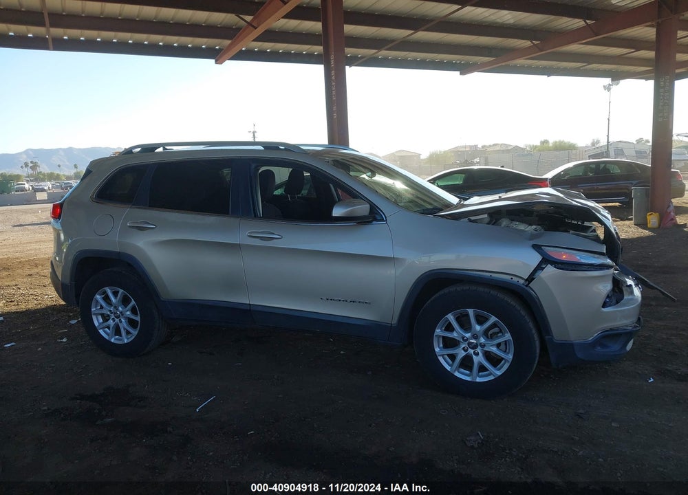 2015 JEEP CHEROKEE LATITUDE VIN: 1C4PJLCB9FW683199