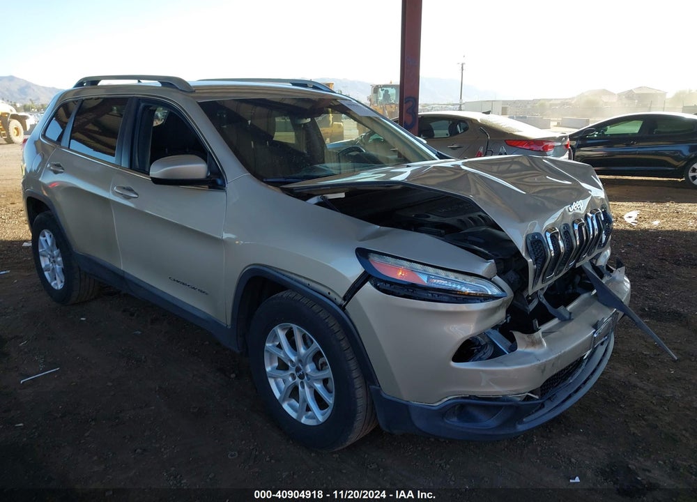 2015 JEEP CHEROKEE LATITUDE VIN: 1C4PJLCB9FW683199
