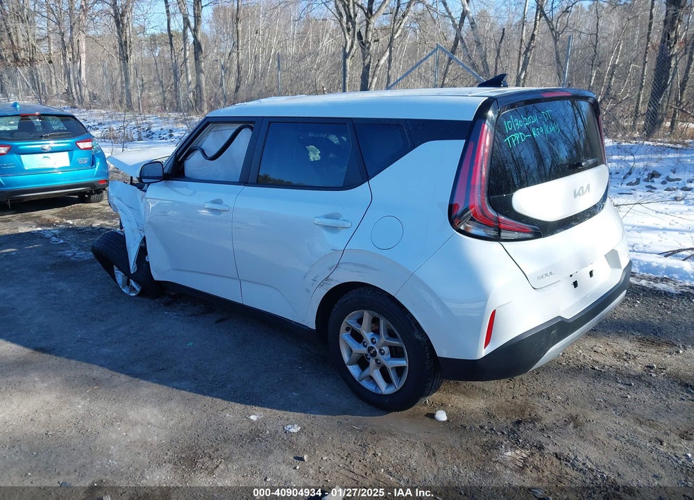 2023 KIA SOUL VIN: KNDJ23AU5P7875948