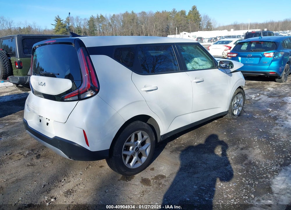 2023 KIA SOUL VIN: KNDJ23AU5P7875948