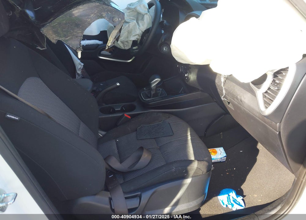 2023 KIA SOUL VIN: KNDJ23AU5P7875948