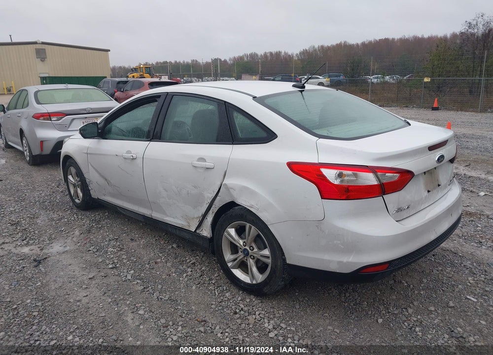 2013 FORD FOCUS SE VIN: 1FADP3F24DL126217