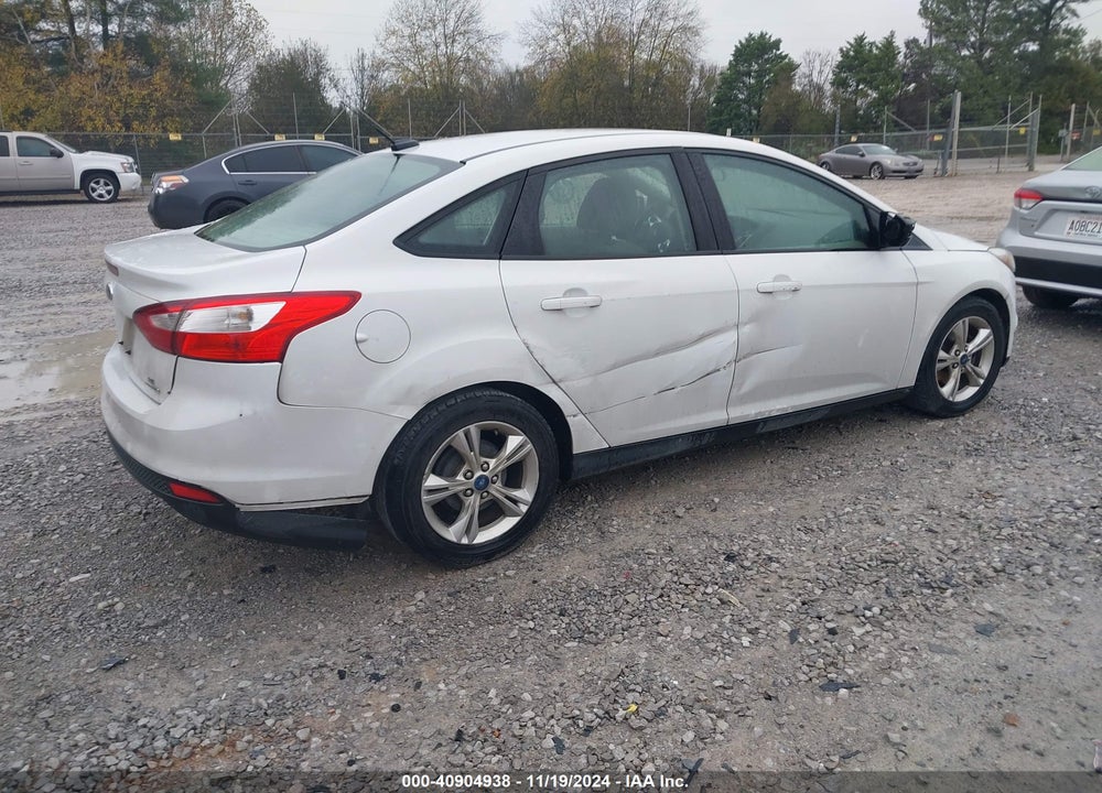 2013 FORD FOCUS SE VIN: 1FADP3F24DL126217