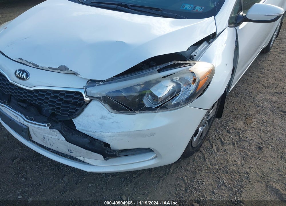 2015 KIA FORTE LX VIN: KNAFX4A69F5389892