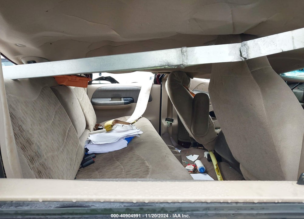 2000 FORD F-250 VIN: 1FTNW21L1YEE03606