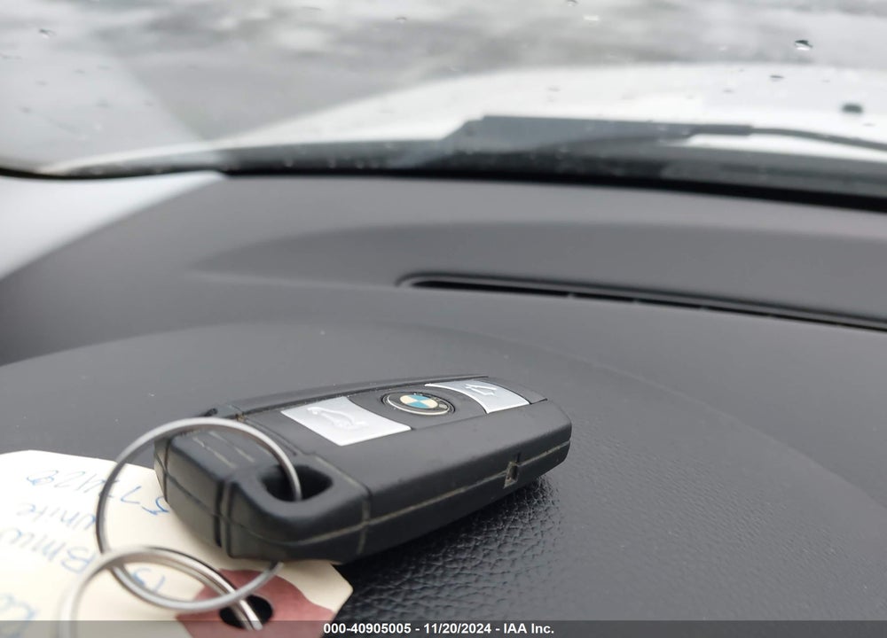2013 BMW 128I VIN: WBAUP9C54DVS94971
