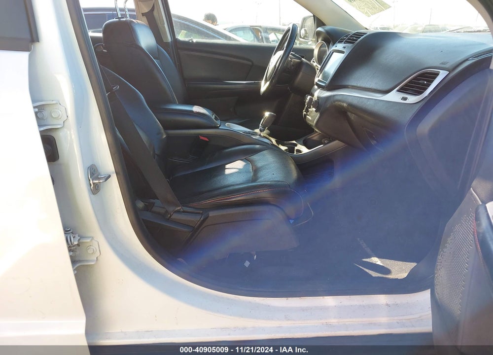 2016 DODGE JOURNEY R/T VIN: 3C4PDDEG6GT117529
