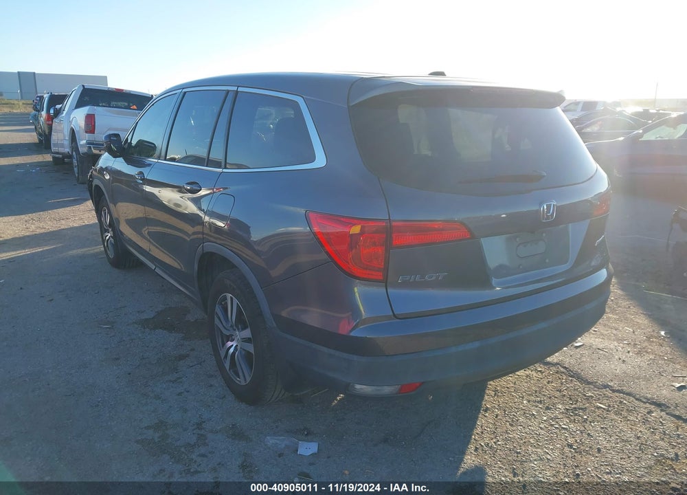 2017 HONDA PILOT EX-L VIN: 5FNYF5H58HB008987