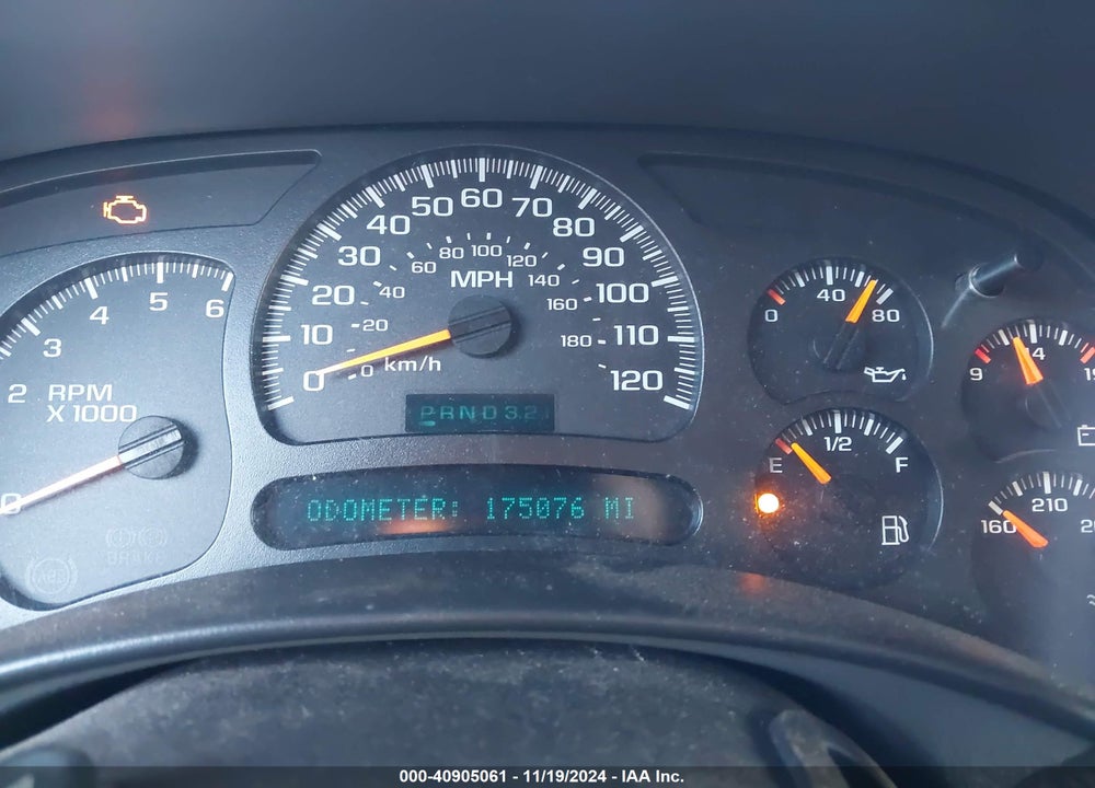 2005 GMC SIERRA 1500 SLE VIN: 2GTEK13TX51344703