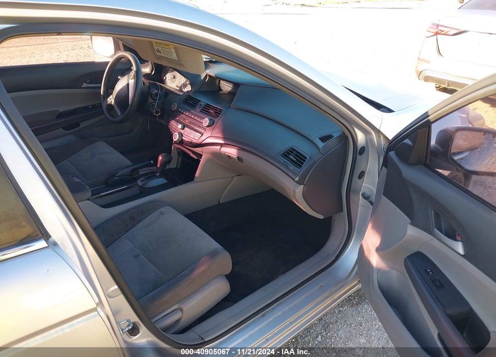 2009 HONDA ACCORD 2.4 LX VIN: 1HGCP26349A171946