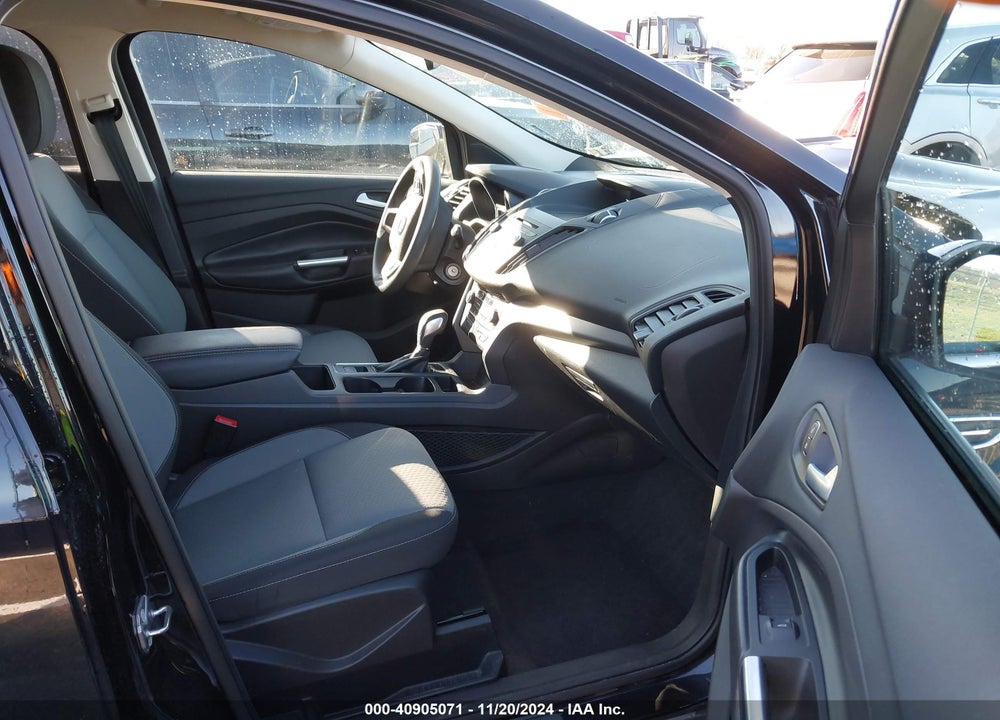 2018 FORD ESCAPE SE VIN: 1FMCU0GD5JUB21381