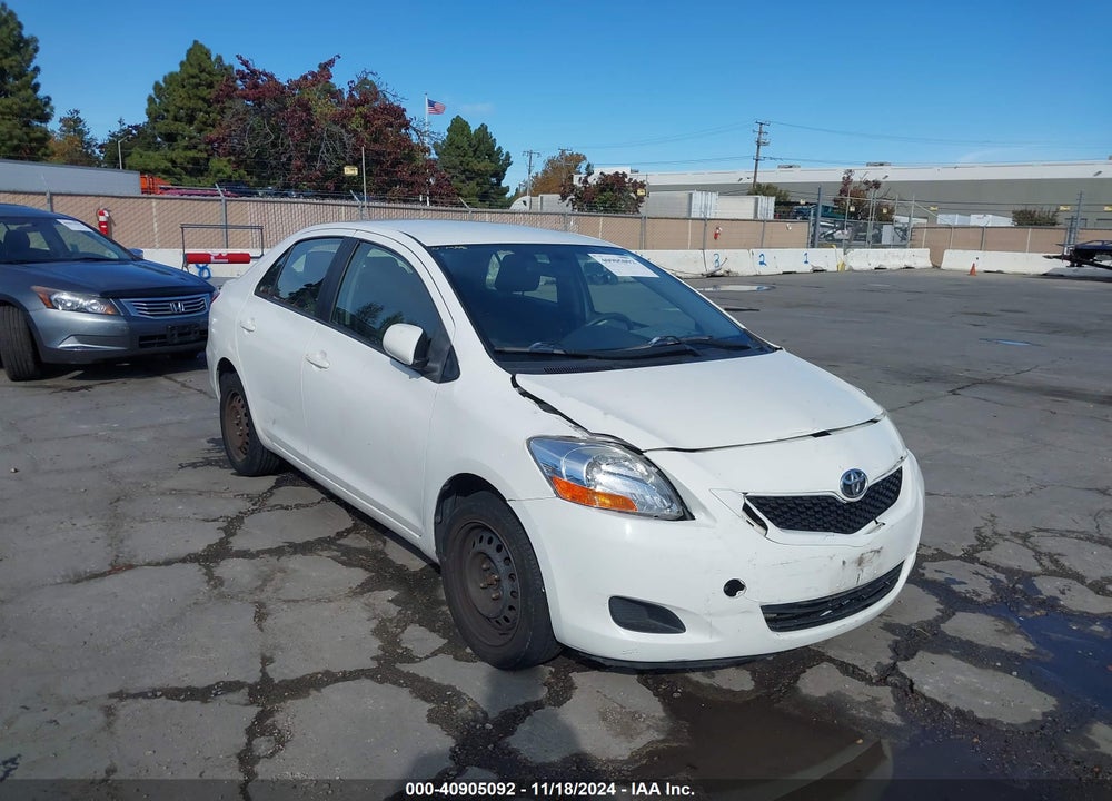 2011 TOYOTA YARIS VIN: JTDBT4K3XB1407030