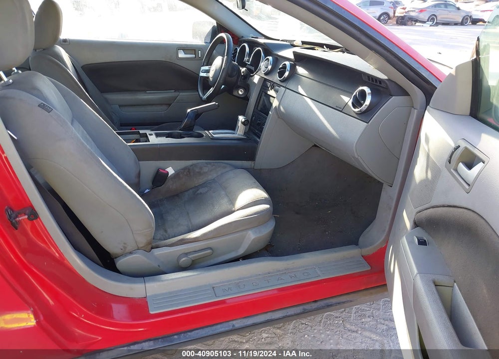 2008 FORD MUSTANG V6 DELUXE VIN: 1ZVHT80N585190989