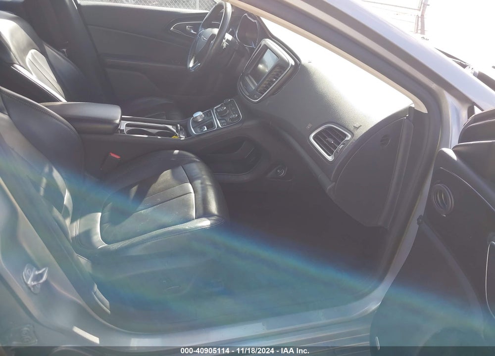 2015 CHRYSLER 200 C VIN: 1C3CCCCG5FNS15266