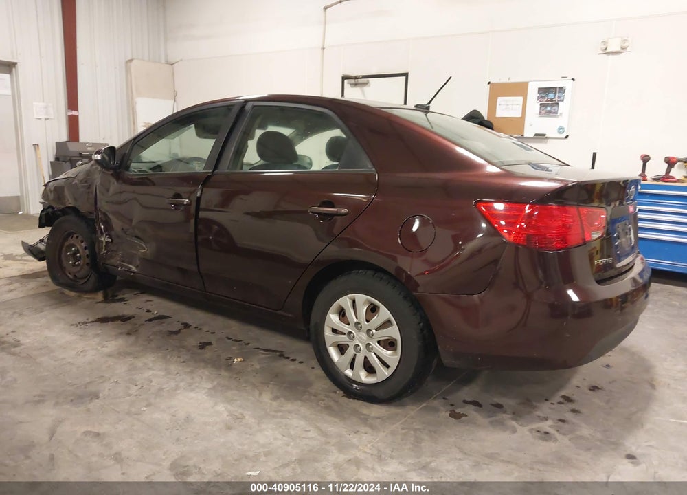 2010 KIA FORTE EX VIN: KNAFU4A26A5203952