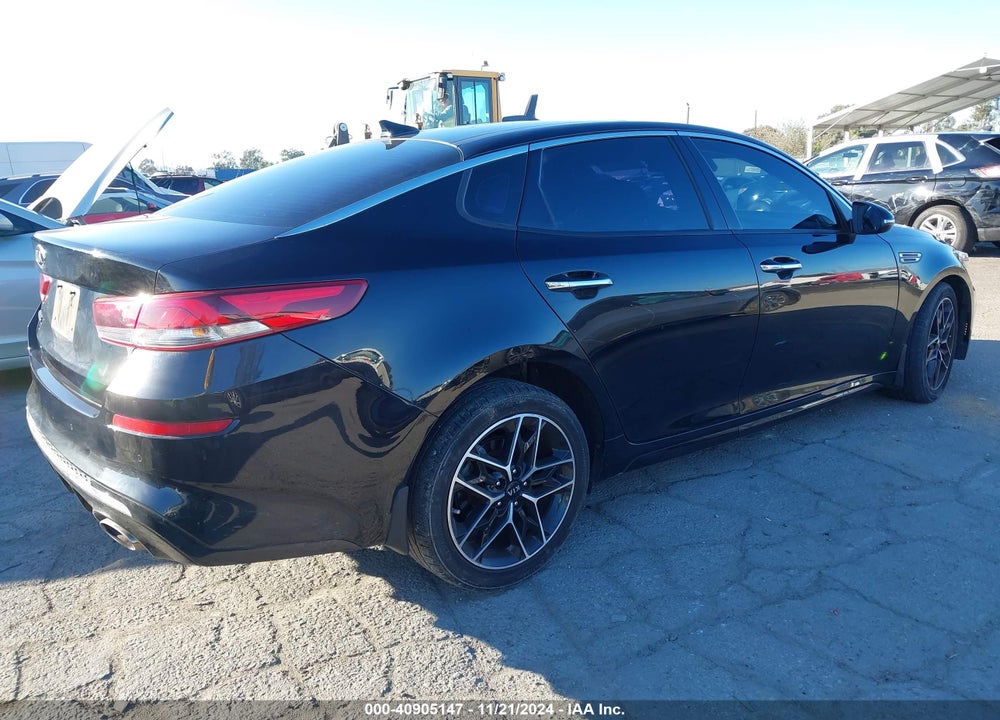 2020 KIA OPTIMA SE VIN: 5XXGT4L35LG446103