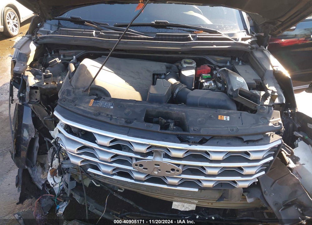 2017 FORD EXPLORER LIMITED VIN: 1FM5K8F84HGC18663