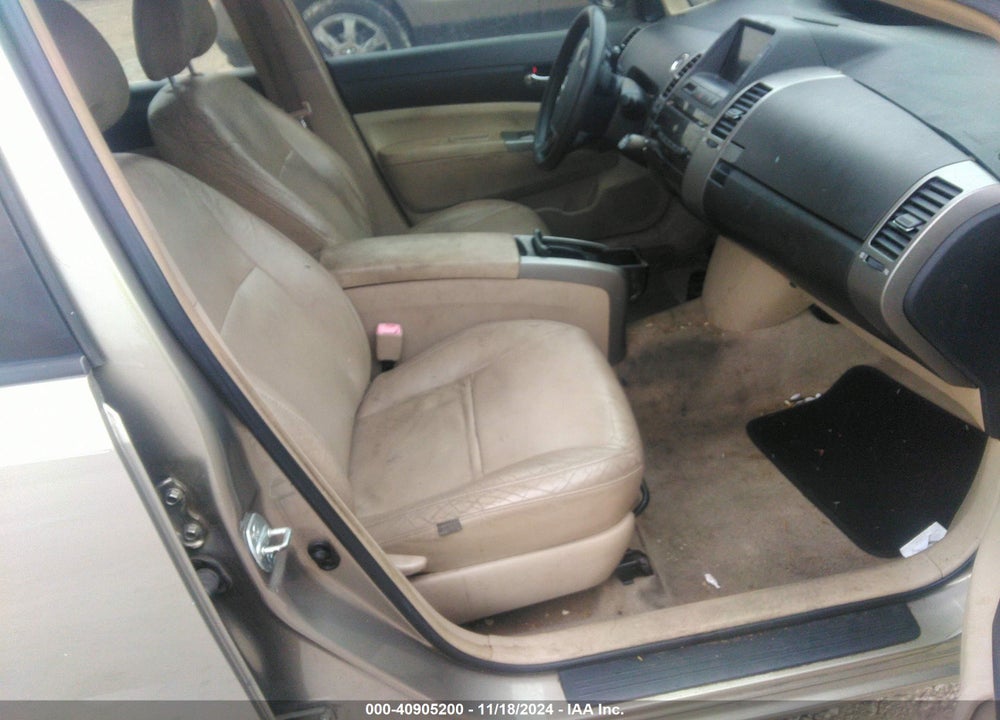 2005 TOYOTA PRIUS VIN: JTDKB22U253010260