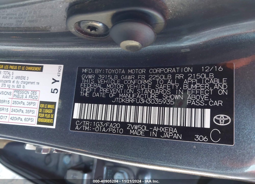 2017 TOYOTA PRIUS VIN: JTDKBRFU3H3035935