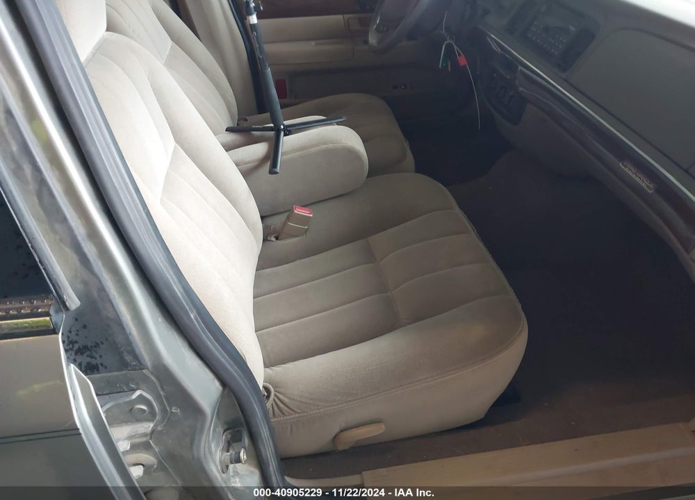 2003 MERCURY GRAND MARQUIS GS VIN: 2MEFM74W93X653100