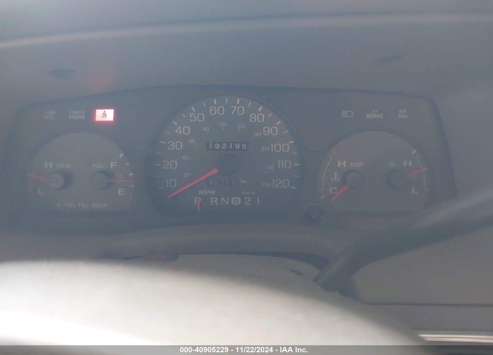 2003 MERCURY GRAND MARQUIS GS VIN: 2MEFM74W93X653100
