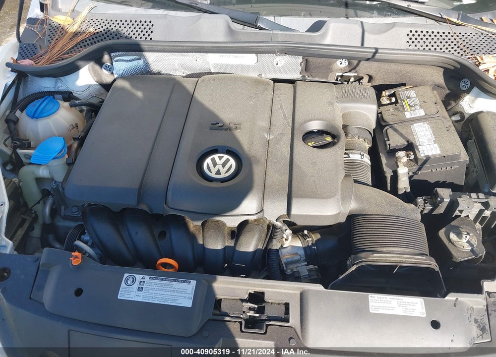 2013 VOLKSWAGEN BEETLE 2.5L VIN: 3VW5P7AT1DM823054