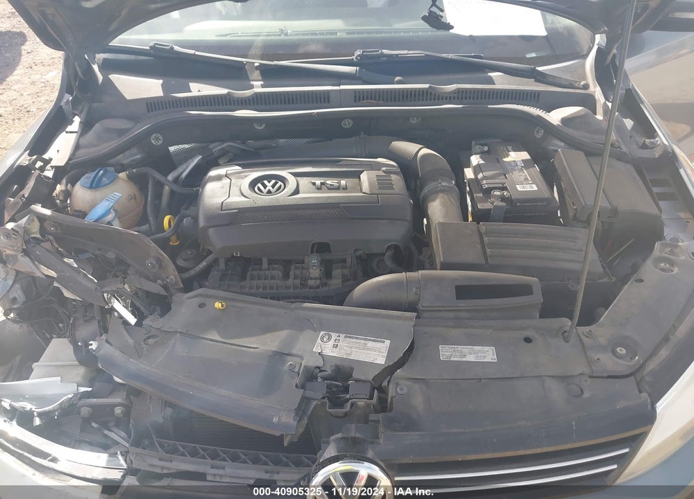 2014 VOLKSWAGEN JETTA 1.8T SE VIN: 3VWD07AJ9EM212544