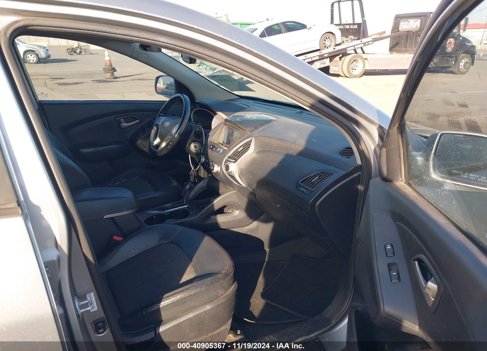 2012 HYUNDAI TUCSON GLS VIN: KM8JU3AC4CU393657