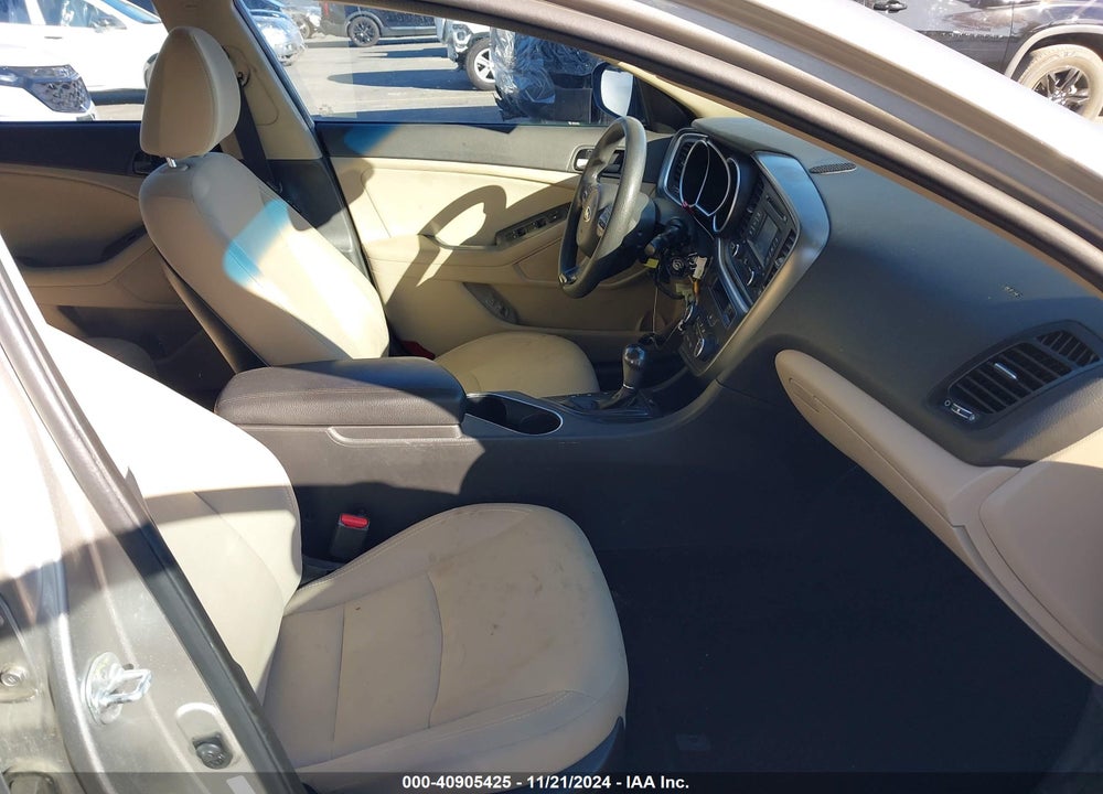 2015 KIA OPTIMA LX VIN: 5XXGM4A70FG468596