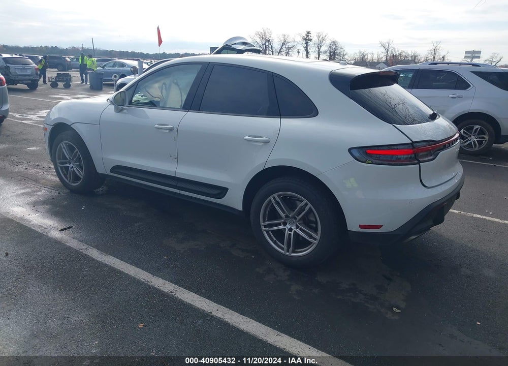2023 PORSCHE MACAN T VIN: WP1AA2A5XPLB13999