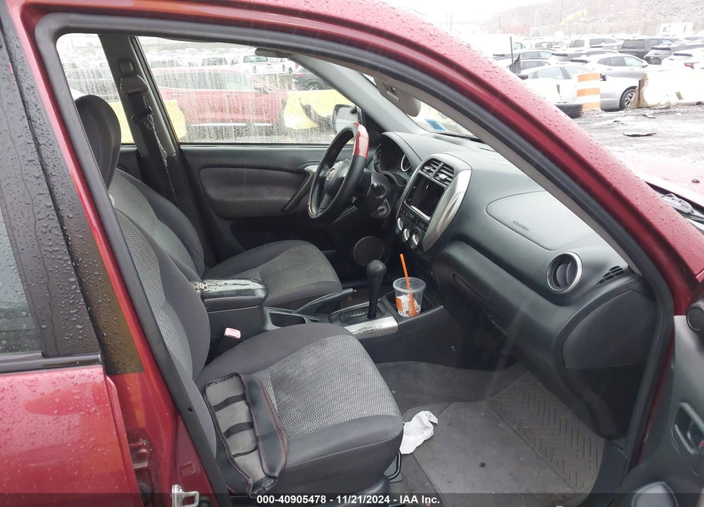 2005 TOYOTA RAV4 VIN: JTEGD20V250049763