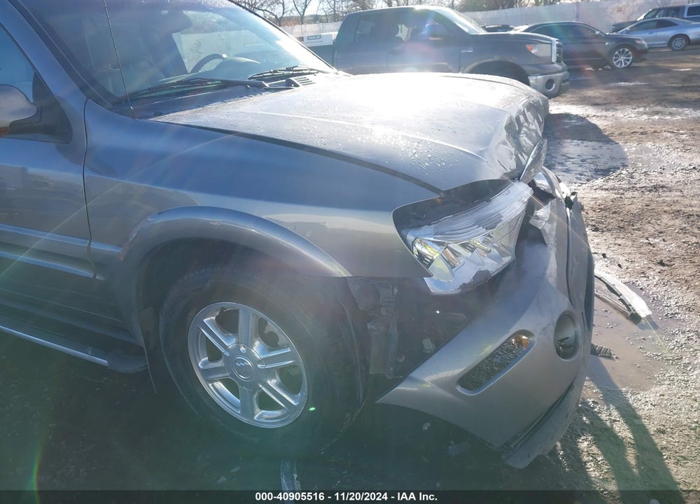 2005 BUICK RAINIER CXL VIN: 5GAET13M052257593