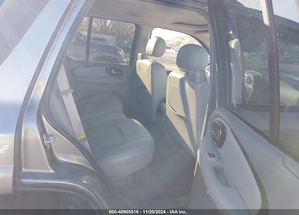 2005 BUICK RAINIER CXL VIN: 5GAET13M052257593