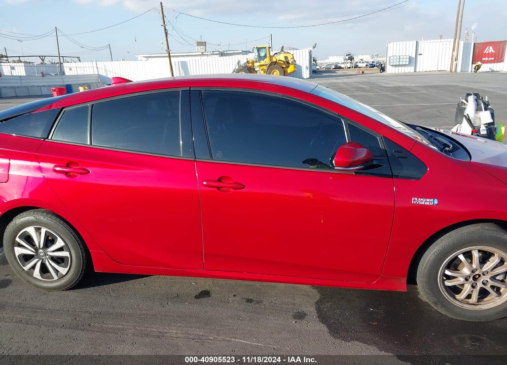 2017 TOYOTA PRIUS PRIME PREMIUM VIN: JTDKARFP8H3052808