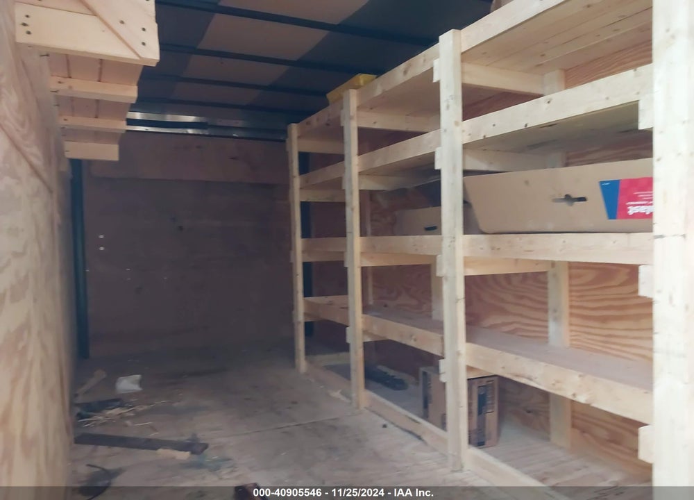 2022 DIAM ENCLOSED T VIN: 53NBE202XN1097785