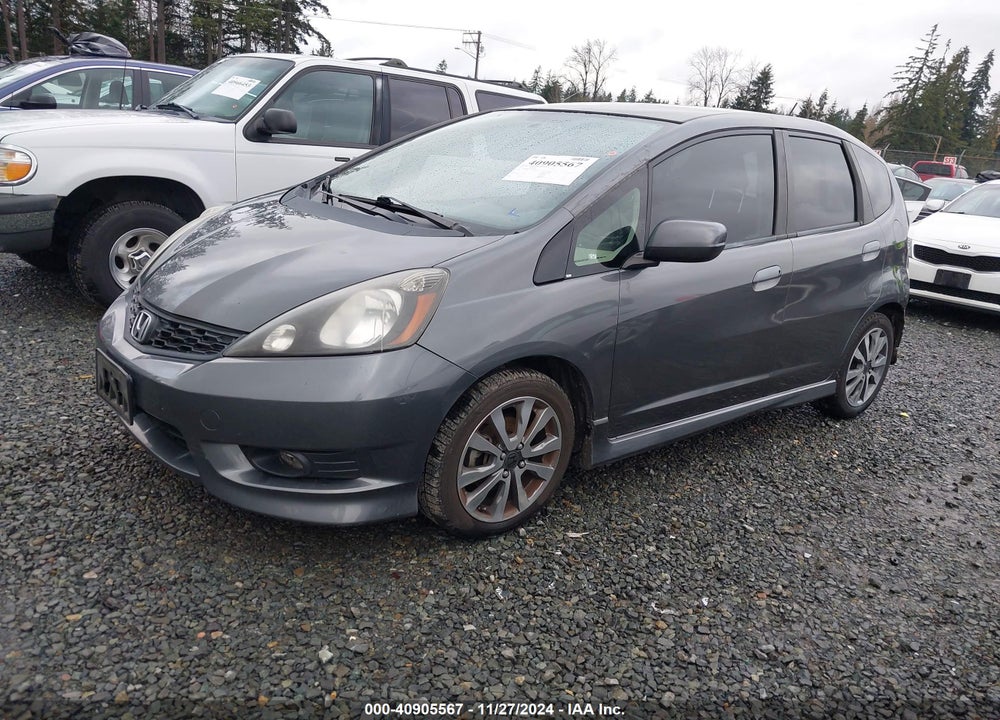 2013 HONDA FIT SPORT VIN: JHMGE8H50DC046669