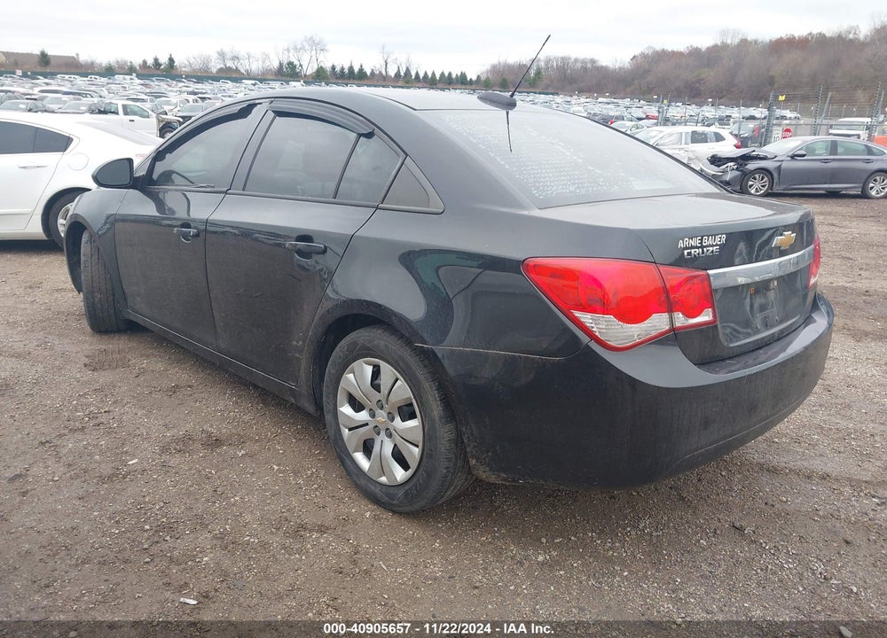 2015 CHEVROLET CRUZE LS MANUAL VIN: 1G1PB5SH8F7207589